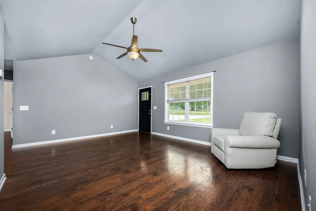 1068 Frank Martin Road Shelbyville TN 37160