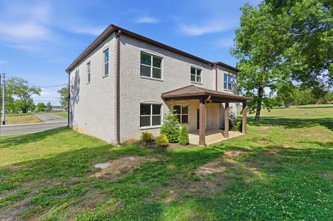 1760 W Main Street Lebanon TN 37087