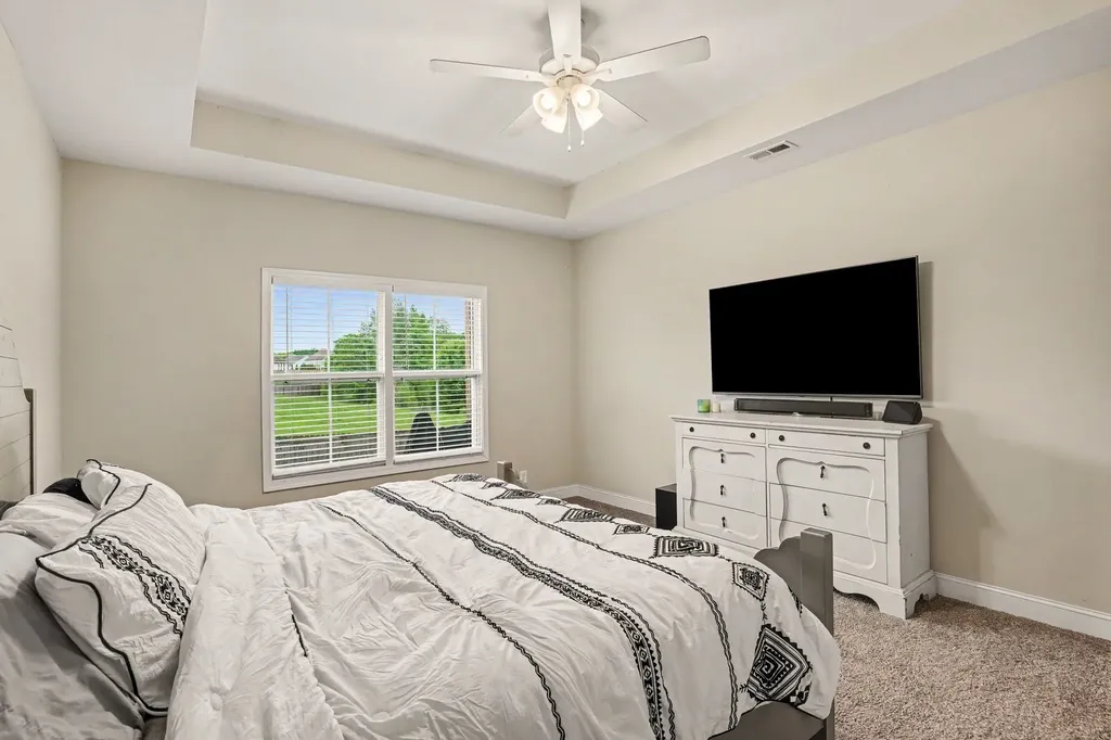 2684 Remington Trace Clarksville TN 37043