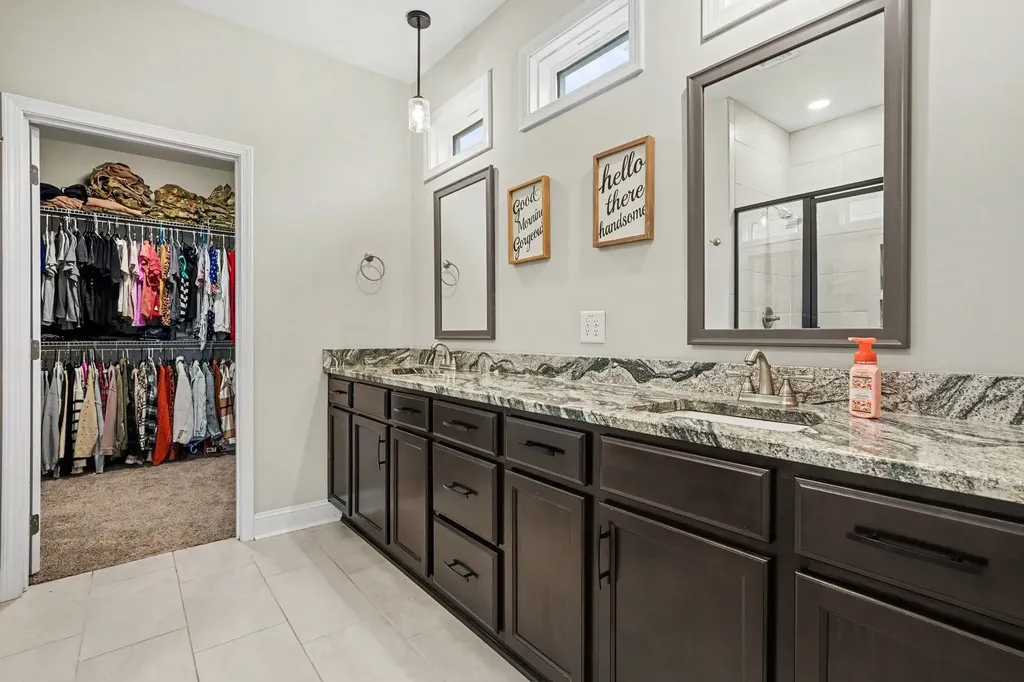 2684 Remington Trace Clarksville TN 37043