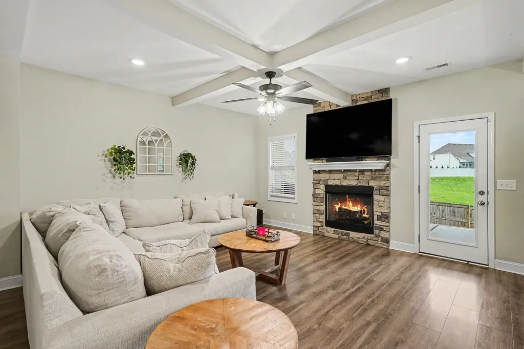 2684 Remington Trace Clarksville TN 37043