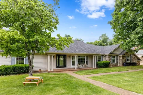 908 Harris Lane Chattanooga TN 37412