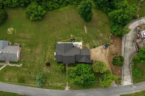 908 Harris Lane Chattanooga TN 37412
