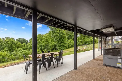 908 Harris Lane Chattanooga TN 37412