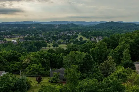 908 Harris Lane Chattanooga TN 37412