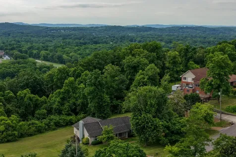 908 Harris Lane Chattanooga TN 37412