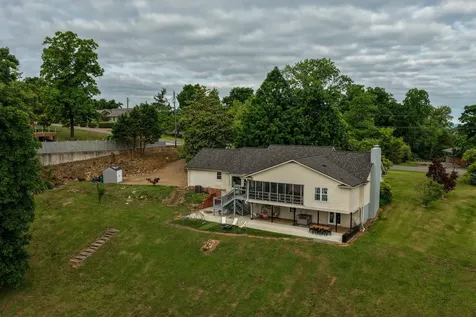 908 Harris Lane Chattanooga TN 37412