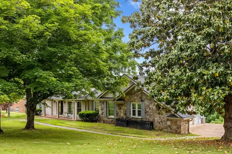 908 Harris Lane Chattanooga TN 37412