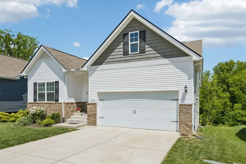 2978 Timewinder Way Columbia TN 38401
