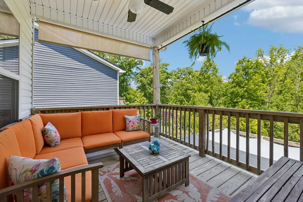 2978 Timewinder Way Columbia TN 38401