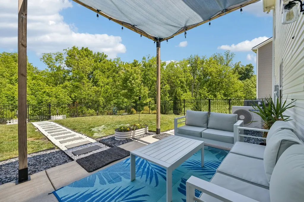 2978 Timewinder Way Columbia TN 38401