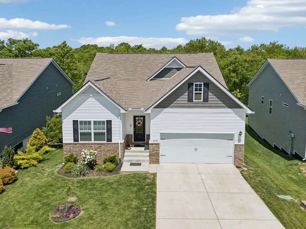 2978 Timewinder Way Columbia TN 38401