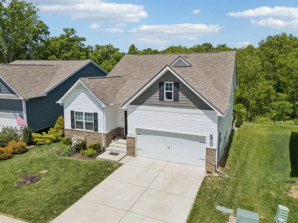 2978 Timewinder Way Columbia TN 38401