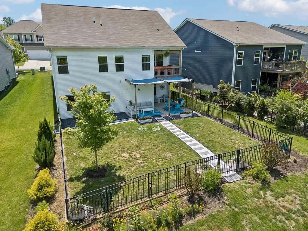 2978 Timewinder Way Columbia TN 38401