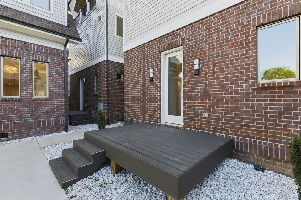 1711 5th Ave, N Nashville TN 37208