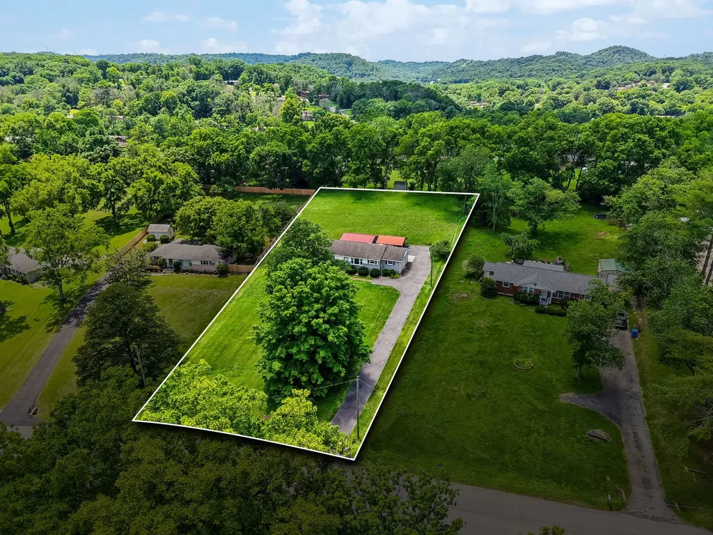 204 Swift Drive Goodlettsville TN 37072