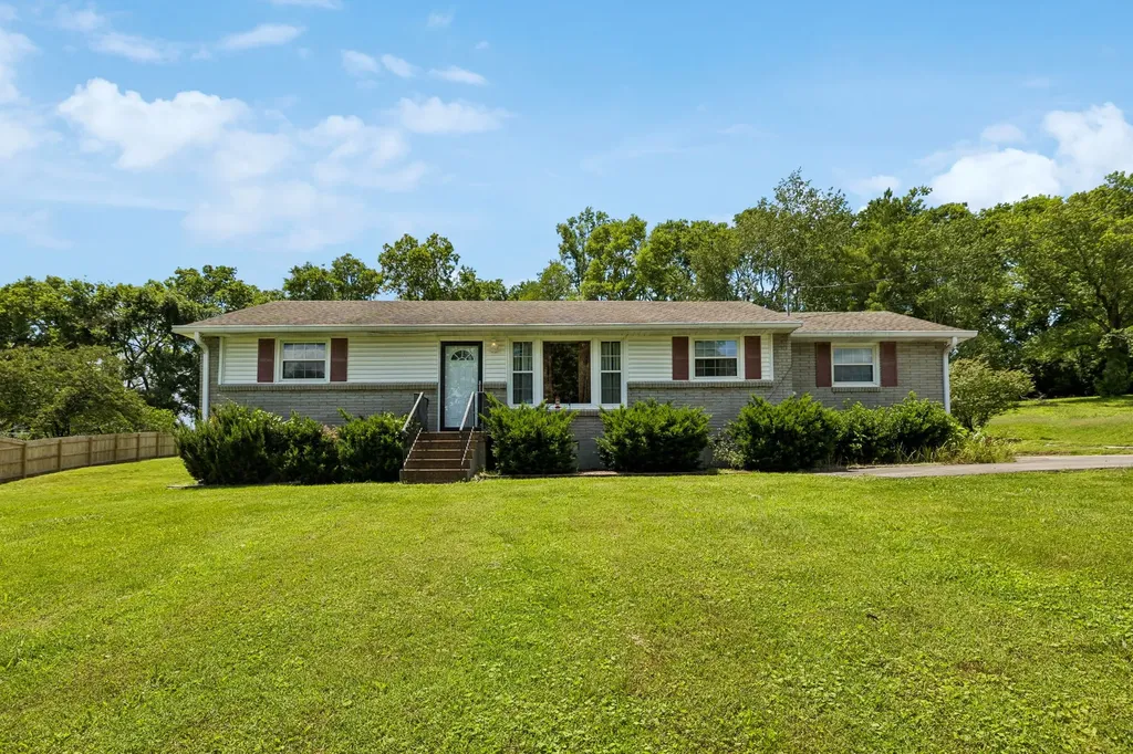 204 Swift Drive Goodlettsville TN 37072