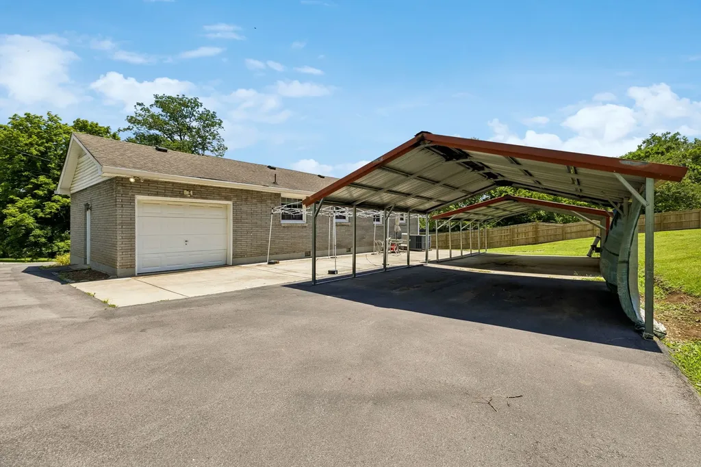 204 Swift Drive Goodlettsville TN 37072