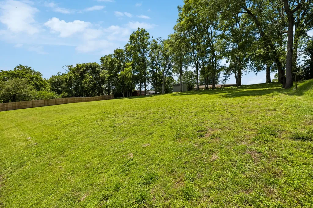 204 Swift Drive Goodlettsville TN 37072