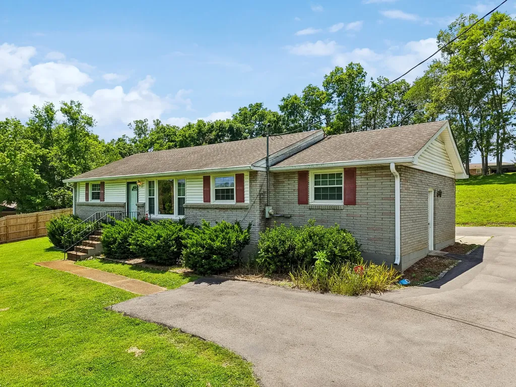 204 Swift Drive Goodlettsville TN 37072