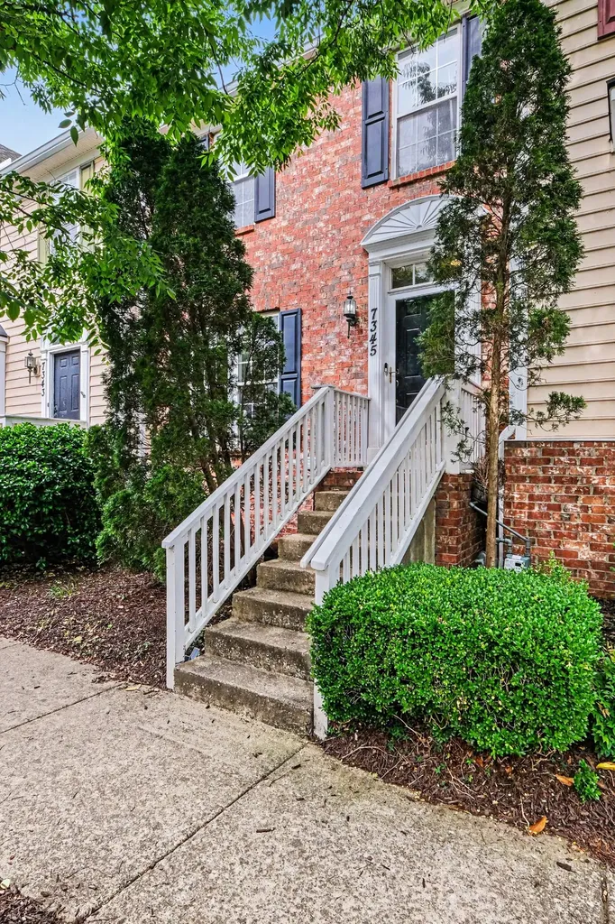 7345 Althorp Way Nashville TN 37211