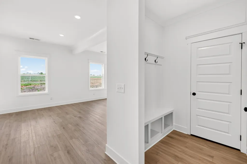 3248 Ventura Avenue White House TN 37188