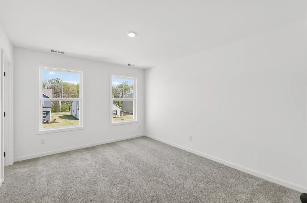 3248 Ventura Avenue White House TN 37188