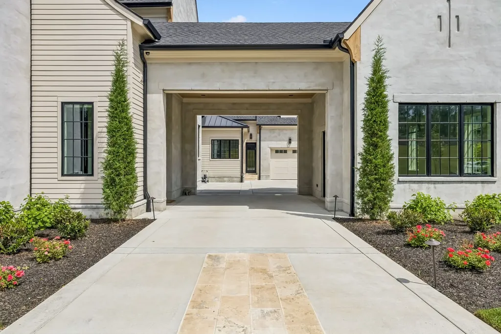 8384 Solstice Drive College Grove TN 37046