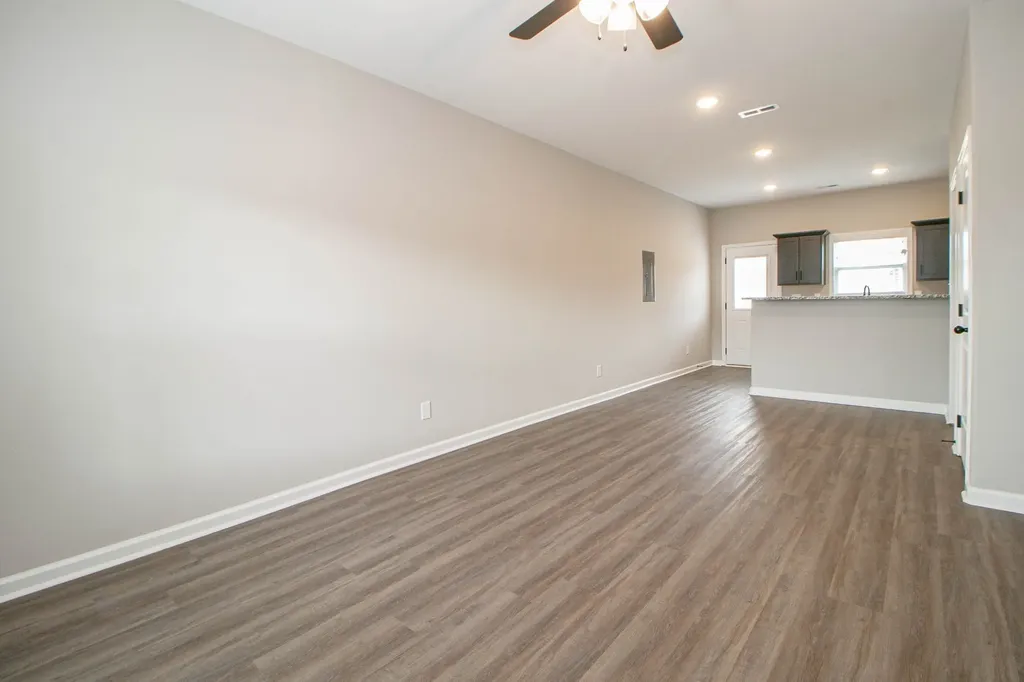 1115 Hillwood Drive #B3 Clarksville TN 37040