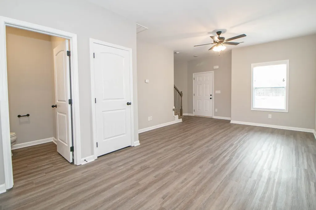 1115 Hillwood Drive #B3 Clarksville TN 37040