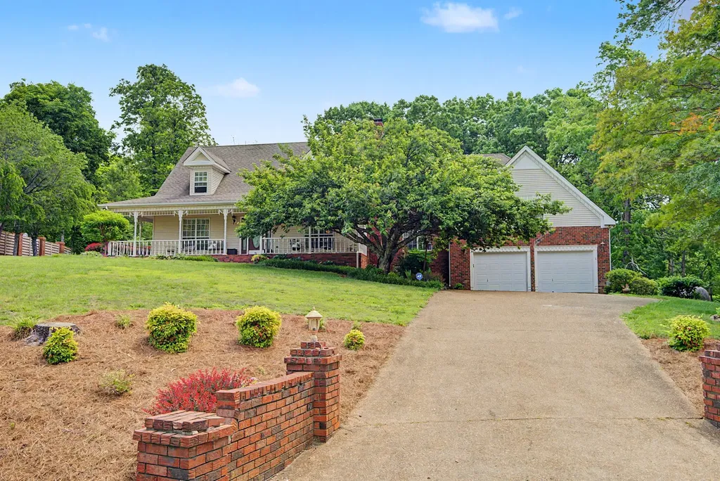 133 Baldridge Drive Cottontown TN 37048