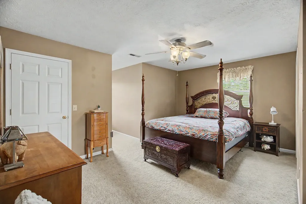 133 Baldridge Drive Cottontown TN 37048