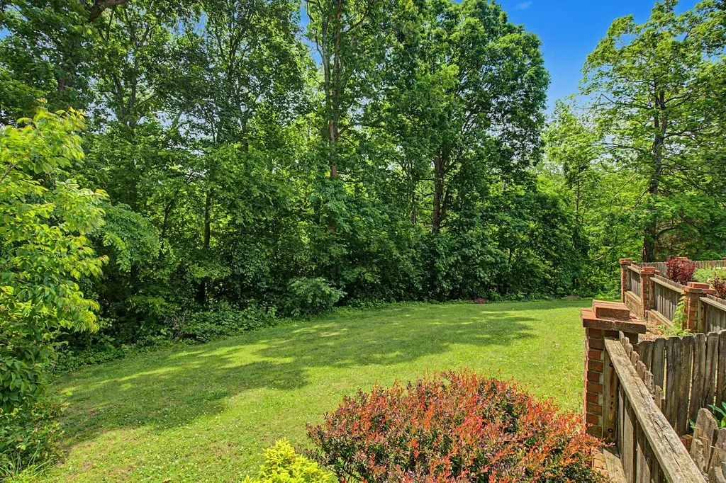 133 Baldridge Drive Cottontown TN 37048