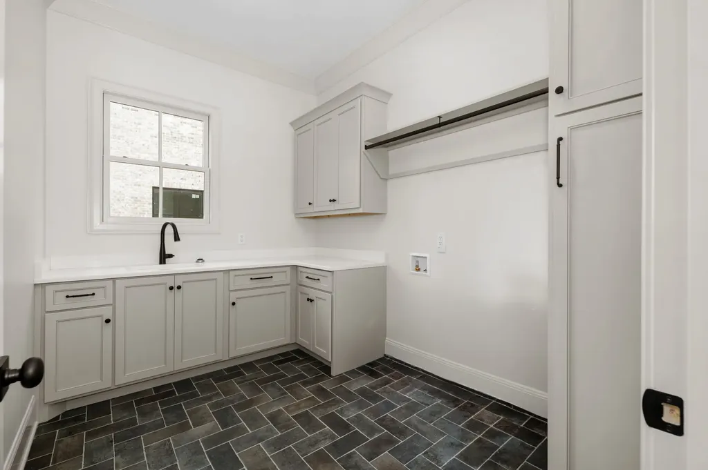 1922 Gene Dixon Drive Murfreesboro TN 37129