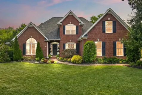 2260 Westwood Drive Murfreesboro TN 37130