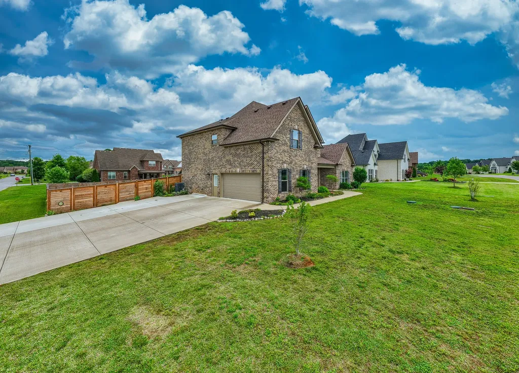 1103 Escalade Court Lascassas TN 37085
