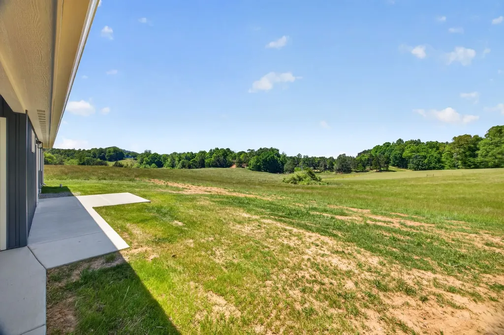 116 Bill Storie Road Byrdstown TN 38549