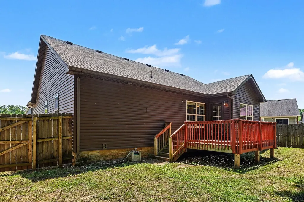 598 Cameo Court Clarksville TN 37042