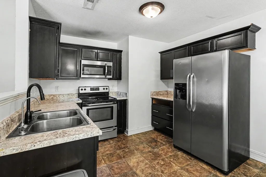 598 Cameo Court Clarksville TN 37042