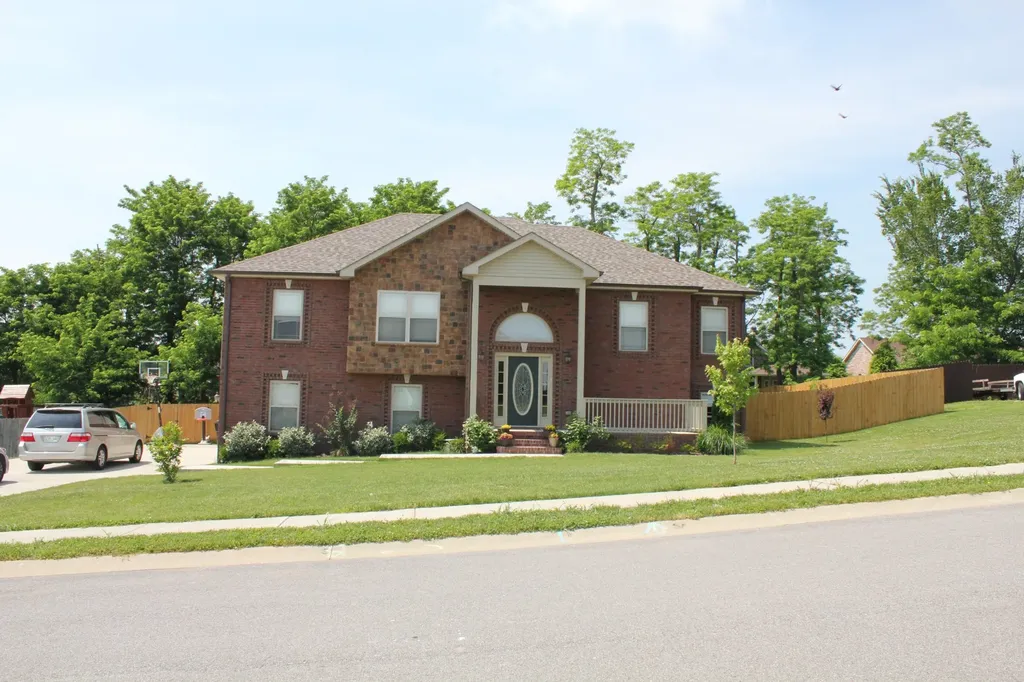 1512 Hattie Lane Clarksville TN 37042