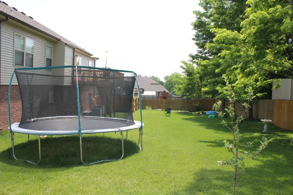 1512 Hattie Lane Clarksville TN 37042