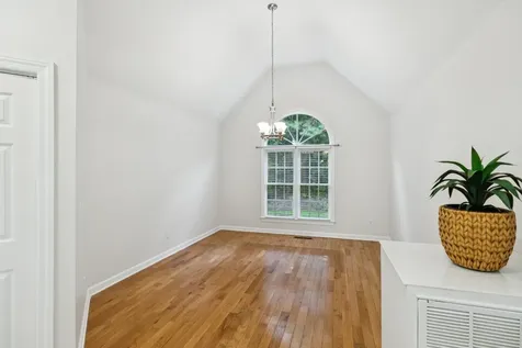 4024 Williamsport Pike Williamsport TN 38487