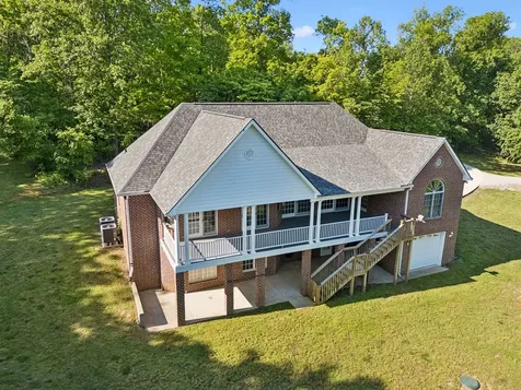 4024 Williamsport Pike Williamsport TN 38487
