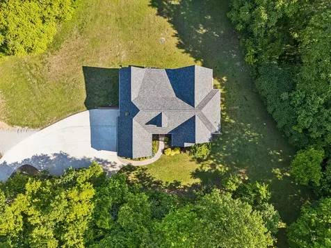 4024 Williamsport Pike Williamsport TN 38487