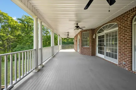4024 Williamsport Pike Williamsport TN 38487