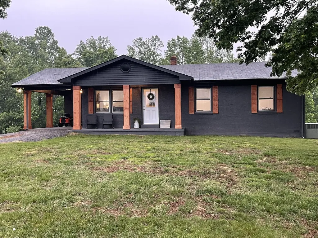137 Bethany Road Red Boiling Springs TN 37150