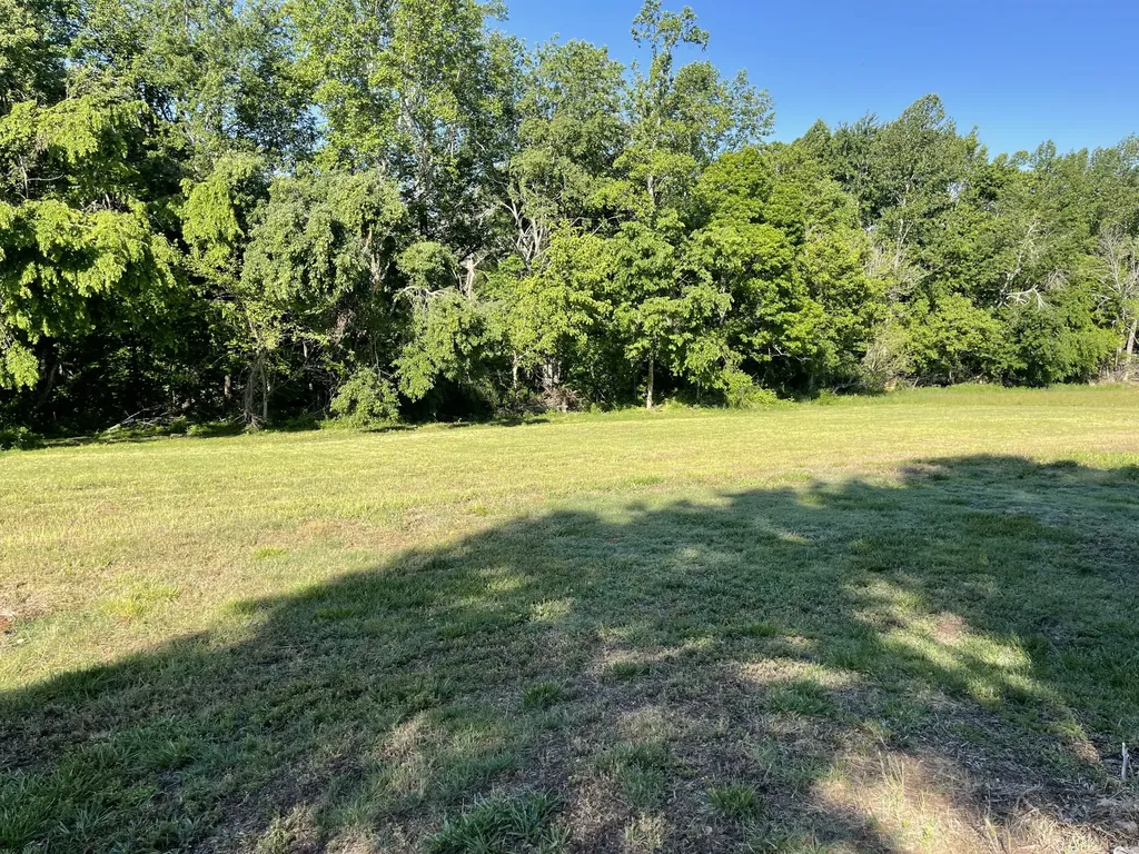137 Bethany Road Red Boiling Springs TN 37150