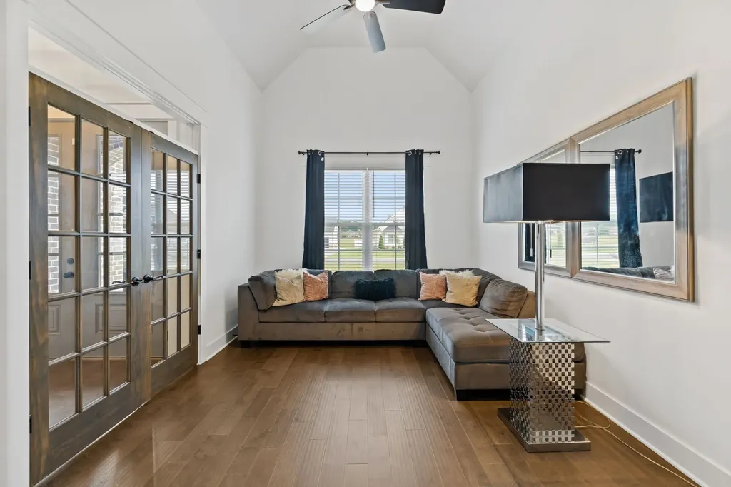 2614 Holly Springs Drive Murfreesboro TN 37128