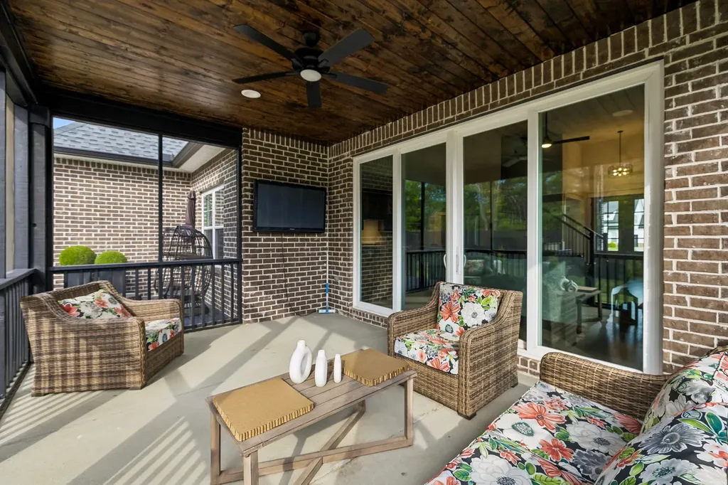 2614 Holly Springs Drive Murfreesboro TN 37128