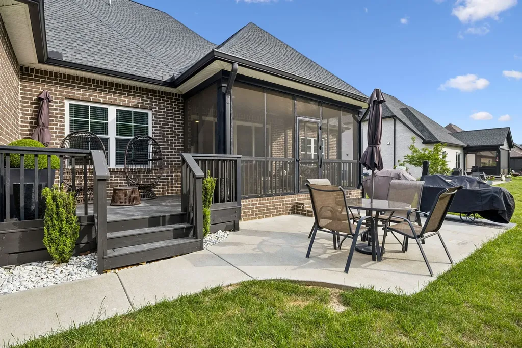 2614 Holly Springs Drive Murfreesboro TN 37128
